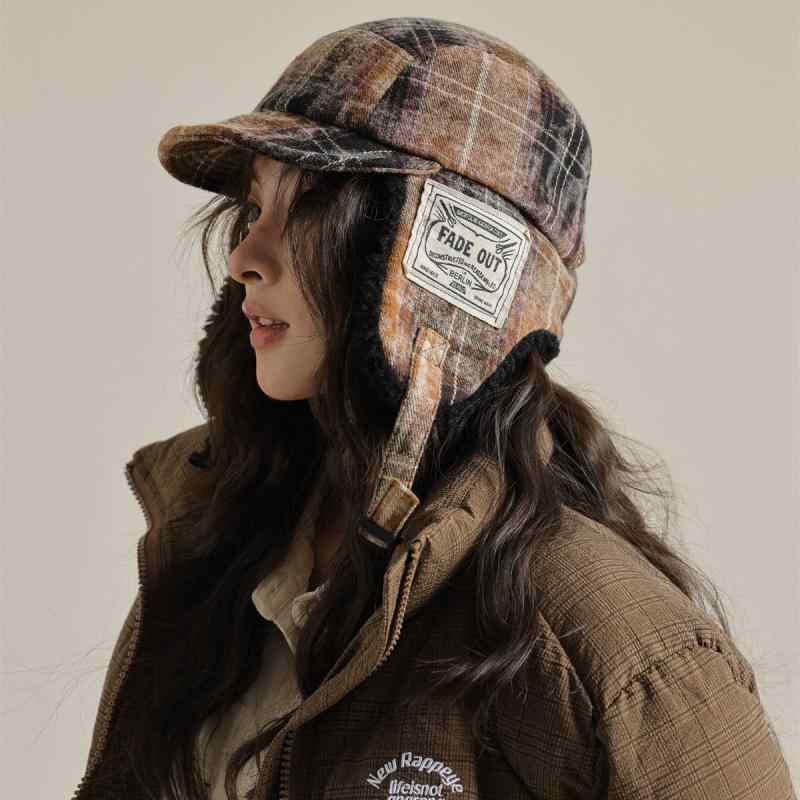 帽子 レディース 防寒 雷鋒帽 チェック柄 秋冬 暖かい イヤーマフ付き キャップ カーキ グレー ワインレッド(x2)