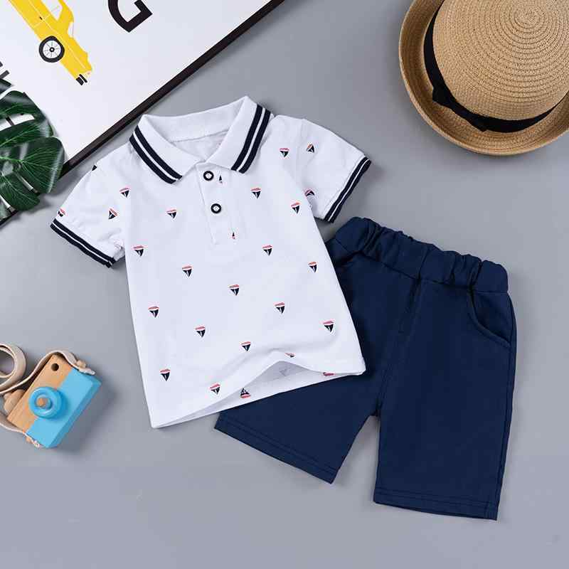キッズ 夏用 セットアップ 男の子用 上下2点セット Tシャツ ショートパンツ コットン プリント 薄手 カジュアル ブラック ホワイト ネイビー 80cm 90cm 100cm 110cm 120cm・性別: 男児・スタイル: カジュアル・セット内容: パンツ.トップス・対象年齢: 3～8歳・対象身長: 80cm.90cm.100cm.110cm.120cm・シーズン: 夏・袖丈: 半袖・フード: なし・パンツ丈: 短パン・生地加工: 柔らか加工・厚さ: 薄手・柄: キャラクター・素材: ニット・主な素材: 綿85%・等級: B類・留め具: ボタン・カラー: ブラック.ホワイト.ネイビー・要素: プリント