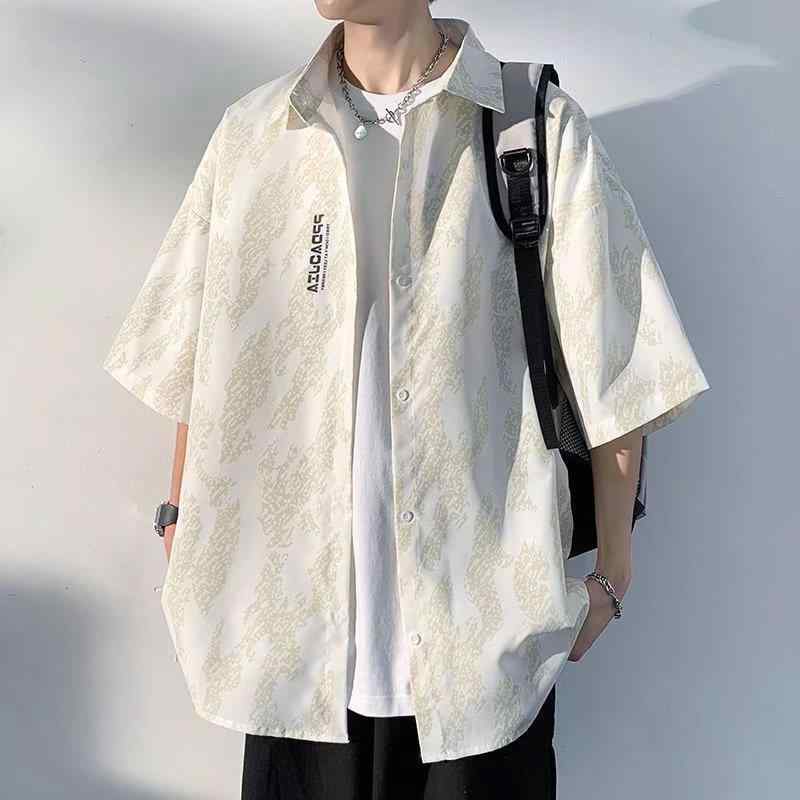 シャツ メンズ 男性用 半袖 開襟シャツ アロハシャツ風 ポリエステル混紡 カジュアル 韓国 プリント柄 接触冷感 M L XL 2XL 3XL 春夏・カテゴリ: シャツ・スタイル: 韓国・デザイン: カーディガン・フィット: ルーズ・襟のタイプ: 襟付き・袖丈: 半袖・柄: プリント・・主な生地の組成: ポリエステル95%・対象年齢: 成人・対象: 青少年・対象性別: 男性・色: 白, 黒・サイズ: M, L, XL, 2XL, 3XL・シーズン: 夏・生地: 化学繊維混紡