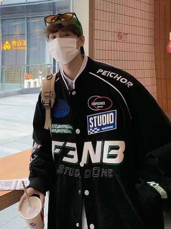 ジャケット 男性用 春秋 レーシング カジュアル スタジャン 配色 切り替え 普段使い 長袖 ポリエステル 黒 白 緑・商品カテゴリ: ジャケット・スタイル: 韓国・対象年齢: 18-24歳, 成人・襟の形: スタンドカラー・シルエット: ルーズ・前立て: シングルブレスト・フード: フードなし・・柄: 配色・素材: ポリエステル・裏地: ポリエステル・着用シーン: カジュアル・ディテール: ボタン・裾のデザイン: ストレート・袖丈: 長袖・色: ブラック, ホワイト, グリーン・サイズ: M, L, XL, 2XL・袖のタイプ: レギュラー・対象: 男性・着丈: レギュラー丈・ポケット: 立体ポケット・着こなし: アウター・生地機能: 耐摩耗性