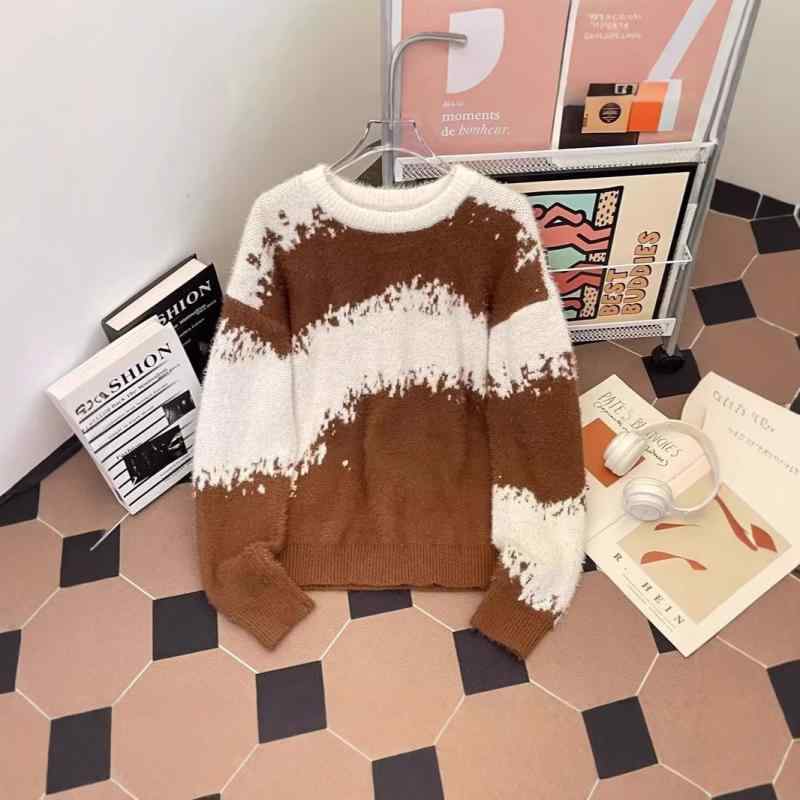 ニット メンズ ニットセーター グラデーションカラー フェイクファー 秋冬 リラックス レトロ ペア ラウンドネック プルオーバー ブラック コーヒー色 ブルー ポリエステル混紡カテゴリ: ニット スタイル: プルオーバー フィット: ルーズ ネックライン: ハイネック 袖丈: 長袖 柄: ストライプ 対象年齢: 18～24歳 素材: ポリエステル80%.綿混紡 対象: 青少年 シーン: デイリー 対象シーズン: 冬 対象者: 男性 カラー: ブラック.コーヒー.ブルー サイズ: M.L.XL.XXL.XXXL