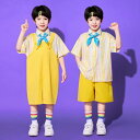 ダンス衣装 キッズ 男の子 チアリーディング 衣装 子供 発表会 演奏会 卒業式 合唱 舞台 イベント コスチューム 黄色 ストライプ シャツ 短パン 背当て ズボン 紗スカート ポリエステル