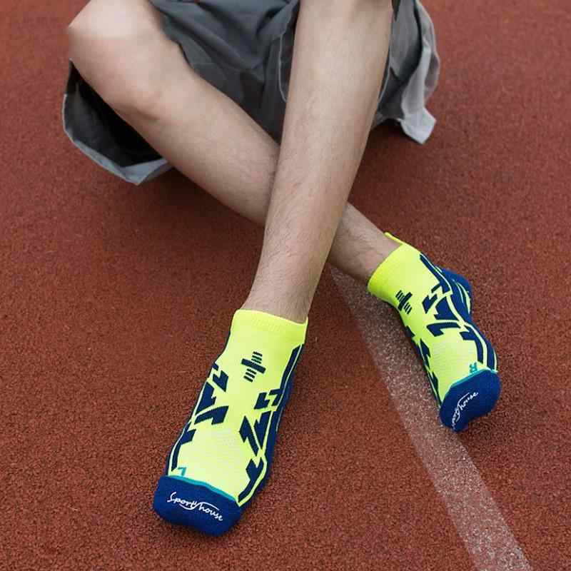 靴下 メンズ スポーツソックス ランニング マラソン ウェア 中筒 速乾 防臭 滑り止め ポリエステル 無地 黒 白 黄色 紫 青 春夏 秋冬(x2)