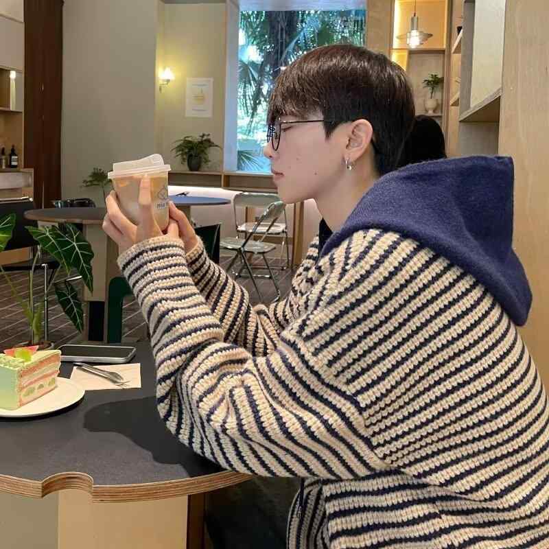 ニット メンズ ケーブル編み パーカー 長袖 プルオーバー 秋冬 トップス ゆったり 10代 20代 ブラック 黒 杏色 アプリコット