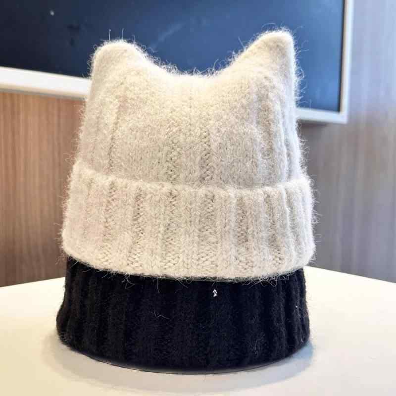 2個セットニット帽 レディース 秋冬 猫耳 かわいい 防寒 瓜皮帽 メンズ ビーニー 浅め ニットキャップ コーヒー色 ピンク ブラック ベージュ 紫 ライトグレー レッド ダークグレー・カテゴリ: ニット帽・対象シーズン: 秋.冬・帽子のタイプ: 丸い・つばの形状: つば無し・カラー: コーヒー色.ピンク.ブラック.ベージュ.パープル.ライトグレー.レッド.ダークグレー・サイズ: 54-58cm（伸縮性あり）・機能: 保温.防風・・スタイル: