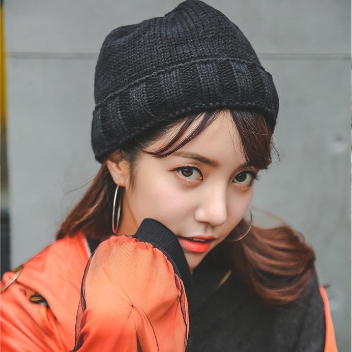ニット帽 レディース メンズ 韓国 学生 防寒 暖かい 毛糸 ビーニー 日系 ロールキャップ 秋冬 赤 黄色 カーキ 黒 ベージュ グレー