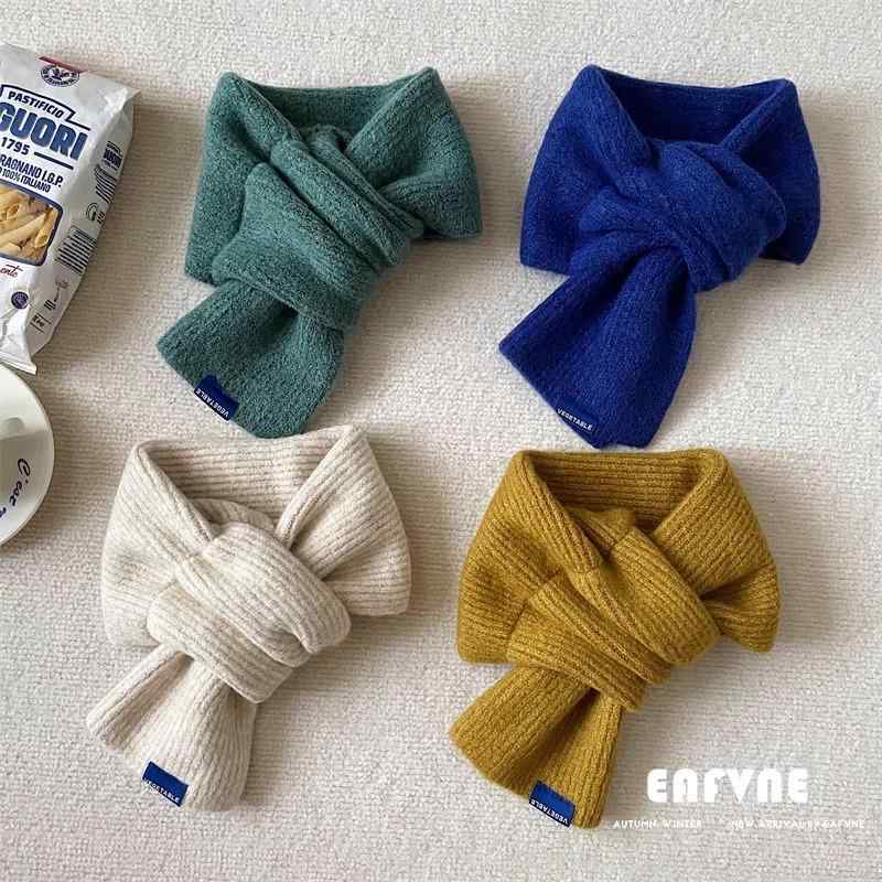 マフラー レディース メンズ 冬 ニット 無地 ネックウォーマー 学生 韓国 カップル あったか 暖かい 防寒 ショート丈 赤 黒 白 ベージュ グレー(x2)