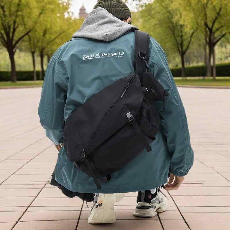 ショルダーバッグ メンズ 男性用 大容量 ポリエステル 撥水 耐摩耗性 無地 黒 ブラック 迷彩柄 カモフ..