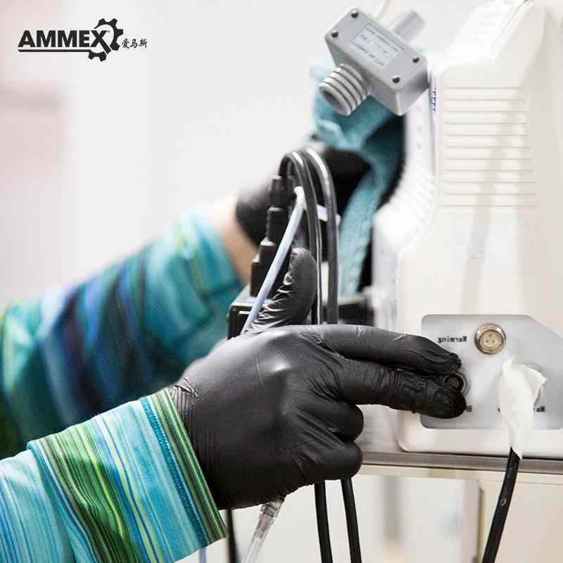 手袋 グローブ 男性用 黒 ブラック ニトリルゴム 耐油性 耐薬品性 耐酸性 滑り止め 厚手 丈夫 ワーク 作業用 使い捨て S M L