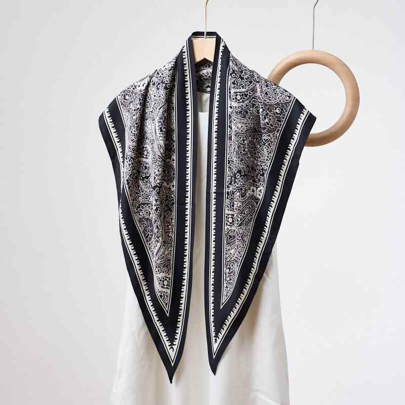 スカーフ レディース 腰果柄 ペイズリー柄 三角スカーフ タッチ ストール バンダナ バッグアクセサリー ヘアアクセサリー 春夏 ブラック レッド(x2)