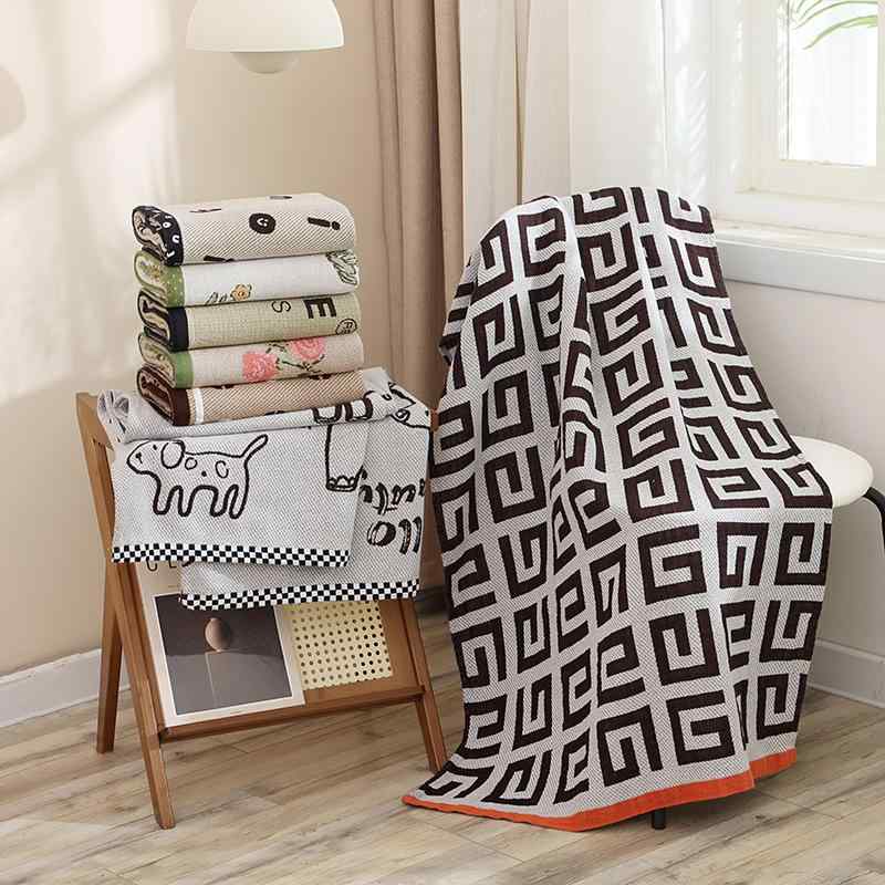 バス タオル 4層 ガーゼ やわらか 吸水 速乾 スポーツ ジム お風呂 シャワー 男女兼用 75 160cm ロリータ風 グリーン アニマル柄 幾何学模様 G柄 小さめ花柄 さくらんぼ柄 バラ柄 レトロ 花柄 猫 ウサギ アルファベット くま