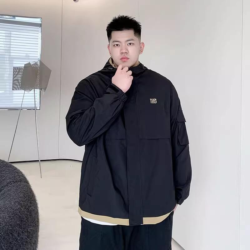 ジャケット 男性用 大きいサイズ ゆったり 耐摩耗 長袖 コーデュロイ 切り替え フード付き 秋冬 黒 ブラック・素材: 灯芯绒.兔毛・スタイル: 流行・襟型: 襟付き・フィット: ゆったり・前立て: シングルブレスト・フード: フード付き・厚さ: 薄手・柄: -・対象: 大柄な方向け・シーン: デイリー・ディテール: 継ぎ合わせ・裾デザイン: -・袖丈: 長袖・袖のタイプ: レギュラー・色: 黒・サイズ: XL, 2XL, 3XL, 4XL, 5XL, 6XL, 7XL, 8XL・対象年齢: 成人・性別: メンズ・カテゴリ: カジュアルスーツ・ポケット: 立体パッチポケット・着こなし: アウター