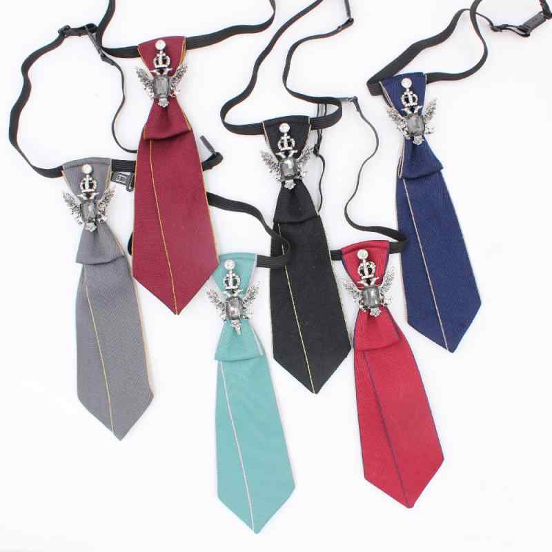 ネクタイ メンズ レディース 男女兼用 潮品 アロー型 ポリエステル 無地 韓流スタイル 深青 杏色 黒 グレー 緑 赤 ピンク 青