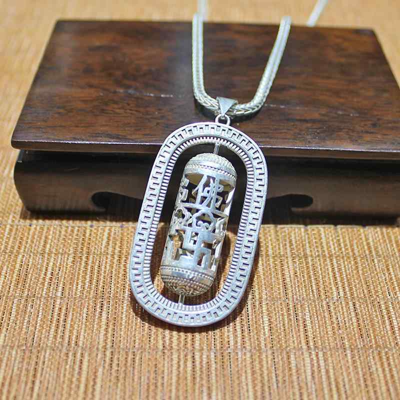ネックレス メンズ アンティークシルバー ペンダントトップ 伝統工芸 福 生肖 浮き彫り 透かし彫り 幾何学模様 深グレー シルバー 民族風 文芸復古 東南アジア 北米(x2)