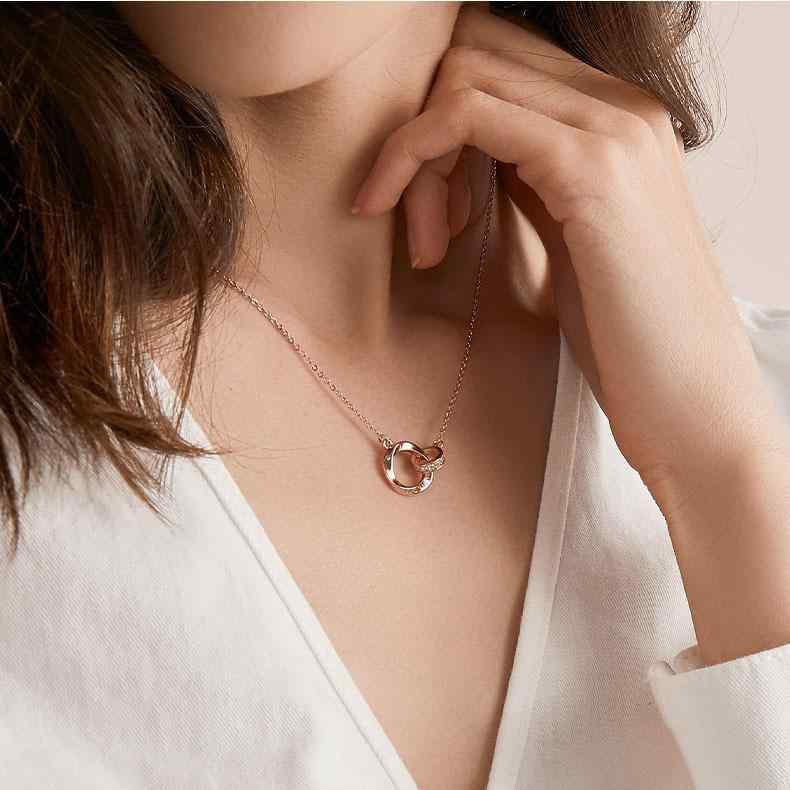 ネックレス ペア 男女兼用 幾何学模様 白ゴールド 黒石 ローズゴールド 十字チェーン 520 クリスマス バレンタインデー 銅製・素材: 銅・デザイン: 幾何学型・チェーンスタイル: 十字チェーン・長さ: 21cm～50cm・カラー: 白ゴールド.ローズゴールド（女性用）.白ゴールドx黒石（男性用）・カテゴリ: ネックレス