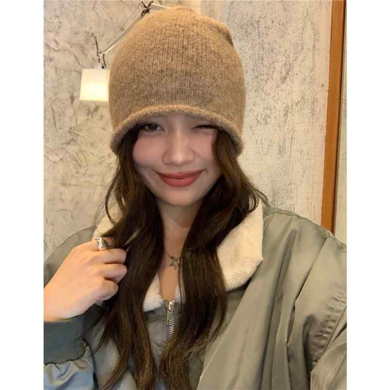 ニット帽 レディース 秋冬 韓国 ウール 混紡 ビーニー 暖かい 防寒 伸縮性 帽子 混ピンク グレー 黒グレー 混緑 米色 ブラック・カテゴリ: 堆堆帽・適合シーズン: 秋.冬・帽子のタイプ: 丸い・つばのタイプ: なし・カラー: ミルラード~カフェ色.明るいピンク.グレー.黒グレー.ミックスグリーン.ベージュ.ブラック・サイズ: フリーサイズ（伸縮性あり）・機能: 保温.防風・主な生地の組成: 綿10%以下・素材: 綿・スタイル: OL.シンプル・加工方法: 絞り染め・流行の要素: なし