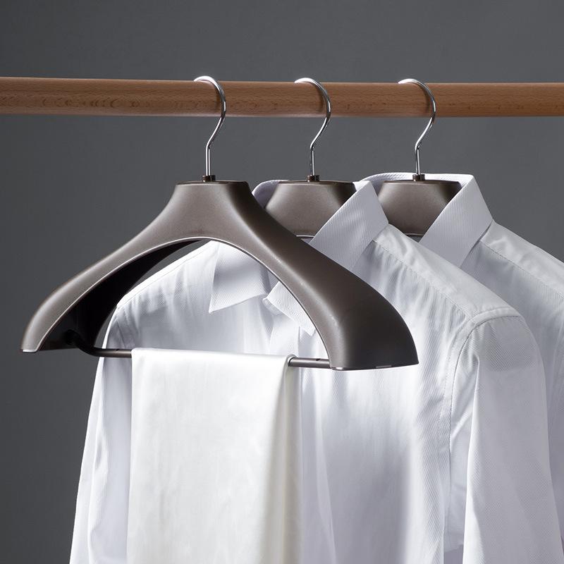 ハンガー メンズ 男性用 スーツ ジャケット コート 型崩れ防止 滑り止め プラスチック ワイドショルダ..