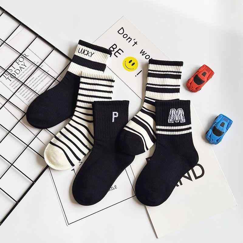 靴下 キッズ ボーイズ ガールズ 子供 春秋 中筒 リブ 黒白 ストライプ スポーツ 学生 スクール 幅広口 ..