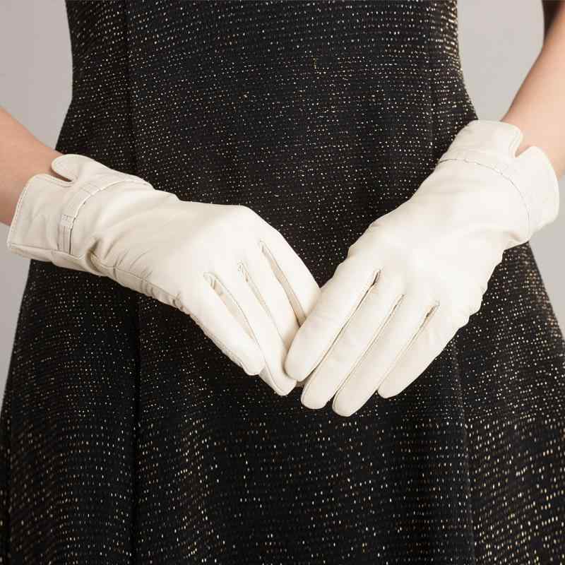 手袋 レディース 女性用 秋冬 レザーグローブ シープスキン 羊革 革 あったか 暖かい 防寒 保温 ブラッ..