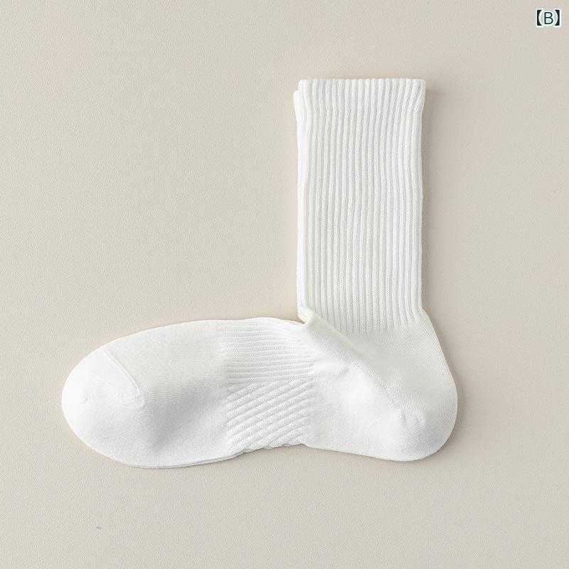 靴下 メンズ 男性用 ソックス コットン 綿 中筒丈 滑り止め 吸汗 防臭 無地 黒 白 ...
