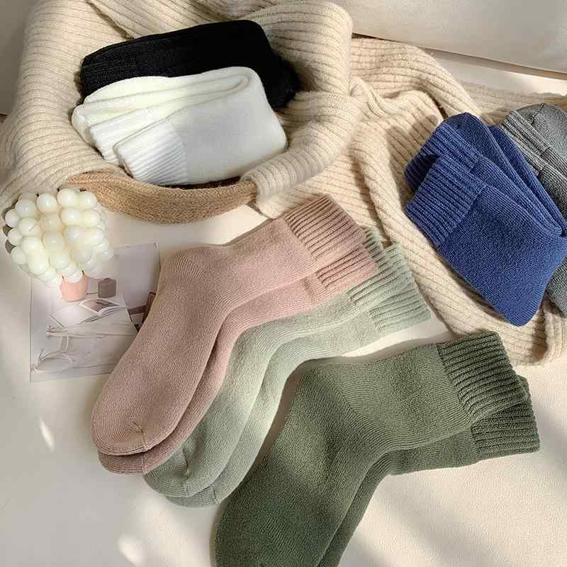 靴下 メンズ 男性用 厚手 防寒 パイルソックス 中筒 無地 リブ編み 秋冬 暖かい 黒 白 グレー カーキ