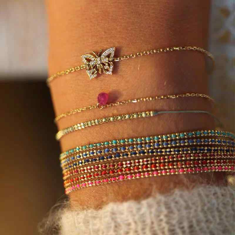 ブレスレット 男女兼用 赤紐 ゴールドカラー ラッキーアイテム ジルコニア 編み込み 幾何学模様 森ガール かわいい 清新 甘美 周年 記念日 電気メッキ加工