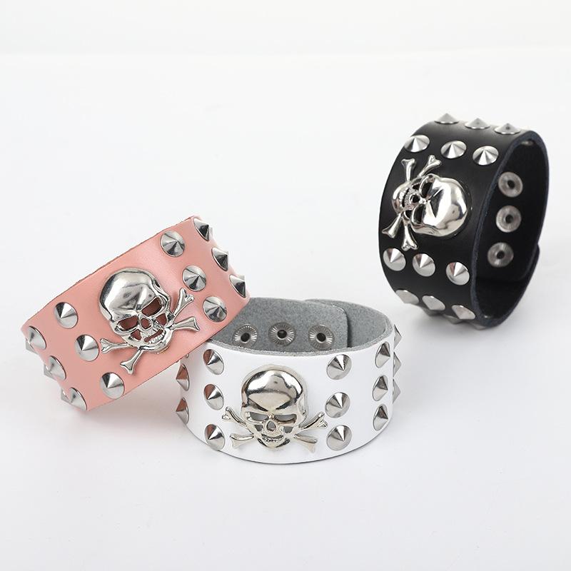 ブレスレット メンズ パンク ゴシック レトロ 合金 スカル ドクロ 鋲 スタッズ ストリート 男性用 アクセサリー ブラック ホワイト ピンク系(x2)