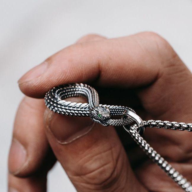 ネックレス メンズ レディース シルバー ペンダント おしゃれ アニマルモチーフ スネーク 蛇 干支 電気メッキ加工 レトロ 文芸 男女兼用