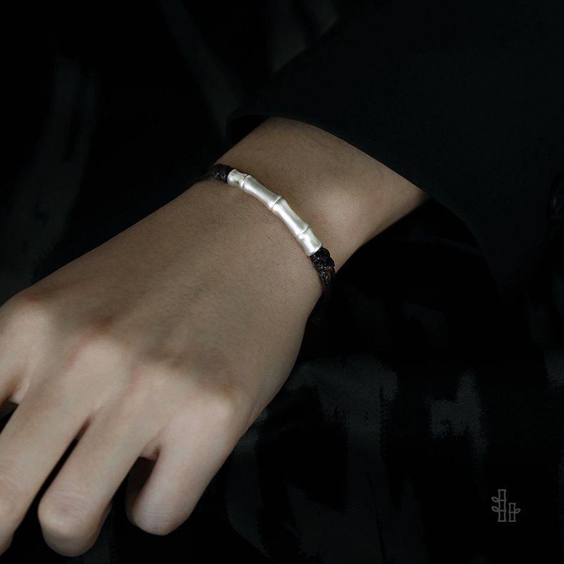 ブレスレット メンズ 男性用 新中式 リストバンド 復古 手編み お守り 上岸 成功祈願 シンプル 腕飾り 誕生日 プレゼント ギフト DIY 編み込み 手作り 民族風 黒 ブラック