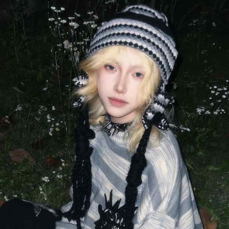 ニット帽 レディース 秋冬 スター 編み込み タッセル 暖かい 防寒 コーヒー ブラック・カテゴリ: ニット帽・適合シーズン: 冬・帽子の種類: 丸い・つばのスタイル: つばなし・カラー: コーヒー, ブラック・サイズ: M（56-58cm...