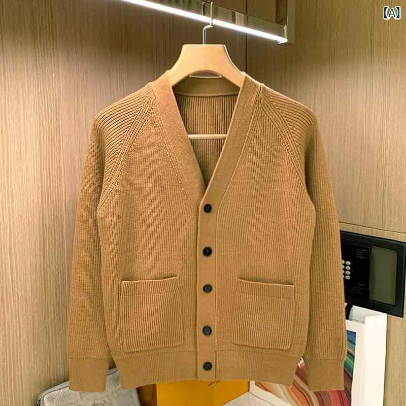 厚手の 冬用 アウターウェア 暖かい カジュアル カーディガン セーター メンズ用 日本の レトロ 無地 ニット コート.オシャレデザイン。発売日：年11月フィット感：スリムフィット詳細: リブ編みの裾加工：水洗い素材：合成繊維混紡ベーシックスタイル：袖型: 插肩袖対象者: 適している用途: レジャー糸の太さ：太糸（8目.6目）適した季節: 冬スタイル: カーディガン発売年とシーズン：冬原産地：中国厚さ: 厚め袖丈：長袖サブスタイル: 日本のレトロネックライン：Vネック柄: 無地サイズ: S (105-119 ポンド).M (120-134 ポンド).L (135-144 ポンド).XL (145-154 ポンド).2XL (155-164 ポンド).3XL (165-175 ポンド)カラー：カーキ.ブラック