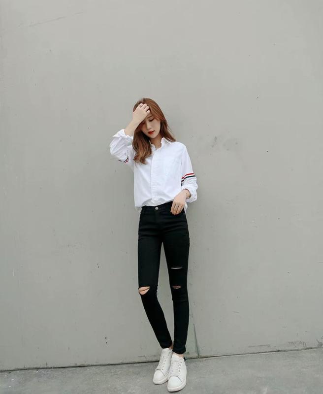 デニム レディース 破れ加工 伸縮性 スキニー ジーンズ パンツ 黒 ブラック ブルー ジーパン カジュアル 韓国 ストレッチ 細見え スタイルアップ(4.0)