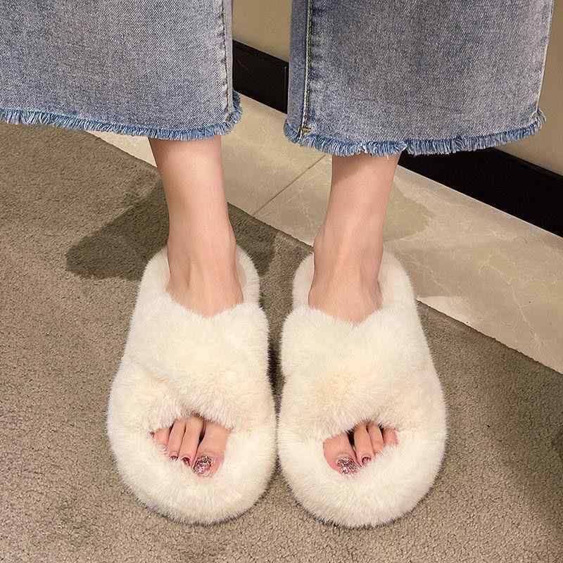 ルームシューズ レディース 韓国 かわいい スリッパ 秋冬 春夏 室内履き PVC 軽量 クッション 滑り止め 普段使い ホワイト ベージュ ブラック