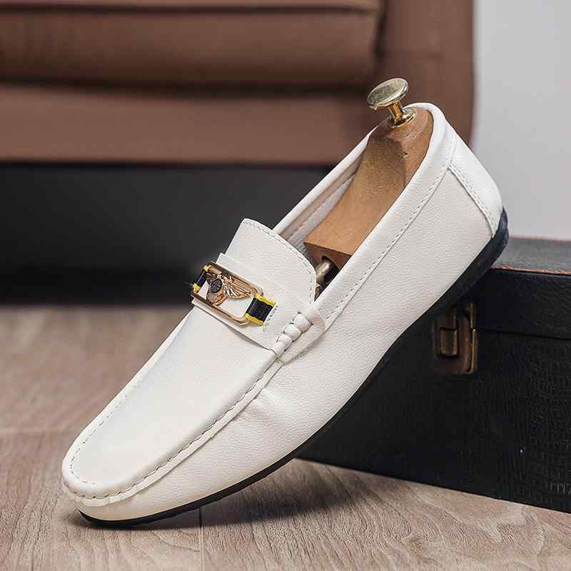 スリッポン メンズ ぺたんこ靴 ドライビングシューズ 紳士靴 ローファー ラウンドトゥ 軽量 柔らかい底 普段使い 運転用 黒 白