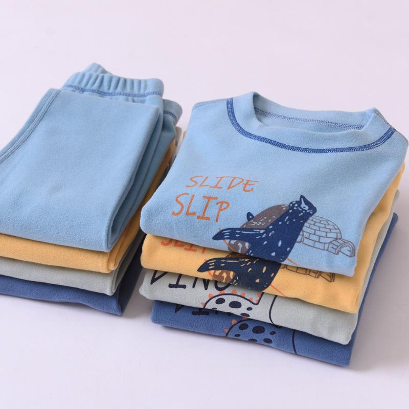 子供用インナー 秋冬 大童 男の子 裏起毛 あったかインナー 上下セット パジャマ 部屋着1