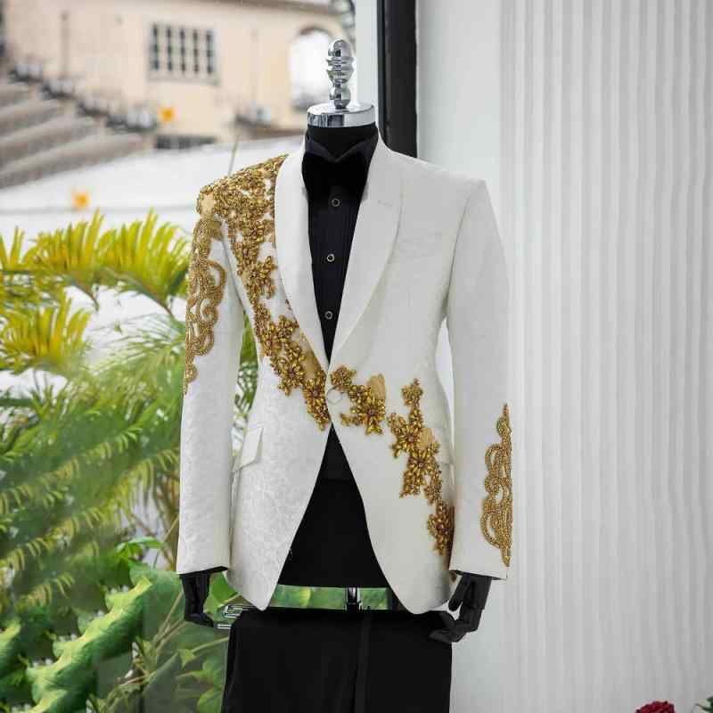 スーツ 男性用 タキシード 3点セット 燕尾服 パーティー 結婚式 フォーマル 舞台衣装 ステージ衣装 紳士服 豪華 ゴールド シルバー ブラック ホワイト レッド ブルー 無地 修身 60% ポリエステル