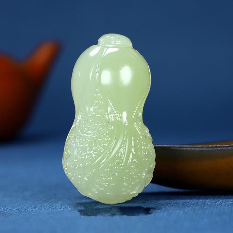 ペンダント 阿富汗青白玉 アイスジェイド 白菜 手把玩 男女兼用 玉佩 ネックレス ギフト