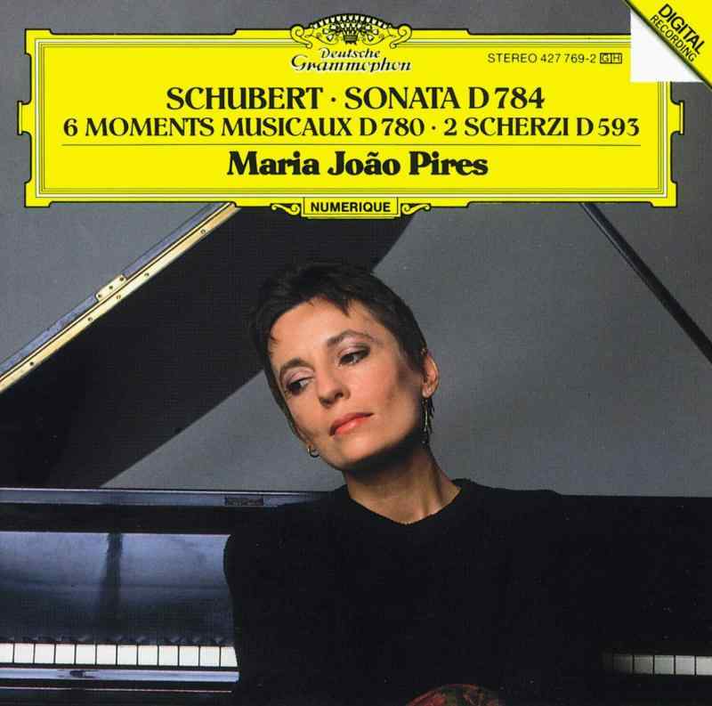 MOMENTS MUSICAUX