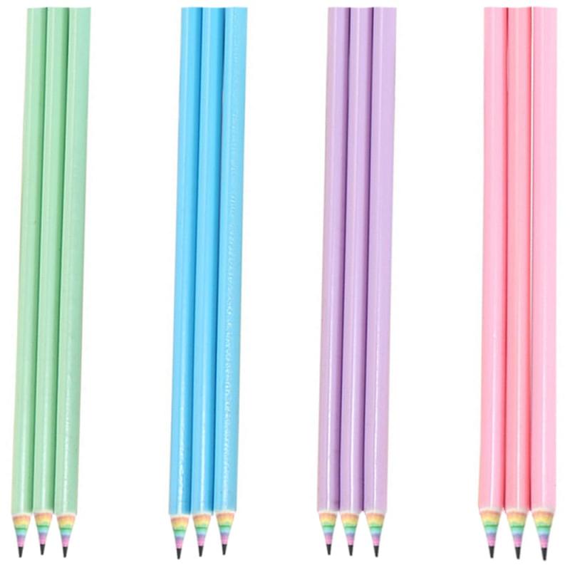 鉛筆 レインボー鉛筆 HB おもしろ 小学校 文房具 ファッション 人気 かわいい カラフル ギフト 入学祝い プレゼント 小学生 ギフト 12本入1.セット内容：鉛筆12本入り、サイズ：約17.5 cm*0.75 CM、色：青＋緑＋紫＋ピンク。2.紙製のシェルに包まれ、黒色の鉛芯が入っています。丈夫で耐久性があり、色も豊富で壊れにくく、長時間使用することができます。3.紙の虹色鉛筆は子供のために設計された筆記と絵画の道具で、鉛の芯は柔らかく、握りやすい形状で、長い間手を使っても疲れにくい。4.鉛筆を削ると、虹のような多層的な色彩効果が現れます。豊富な色の階層がはっきりしており、高い観賞性を持っており、子供に好まれている。5.虹色鉛筆は感情を表す贈り物として、驚きと喜びを与えることができます。だから、それらはとても良い贈り物です。児童や生徒にとっては授業だけでなく、趣味や卒業式などの行事にも使える。