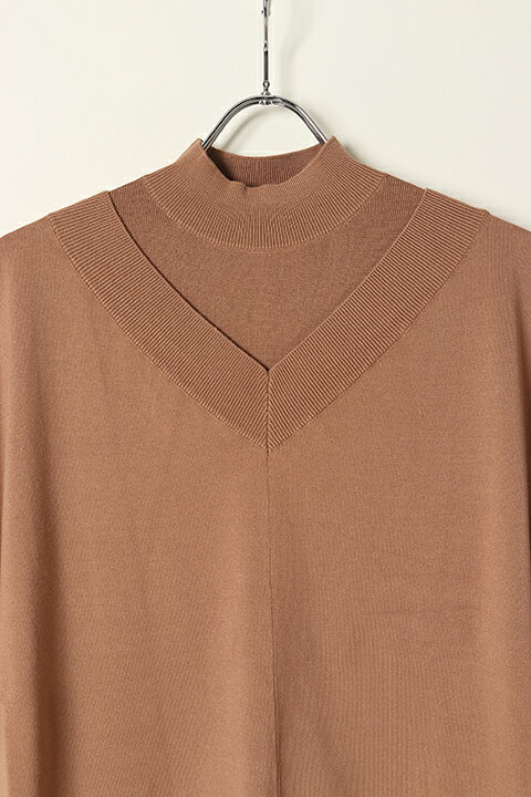 【40%OFFセール】グレースコンチネンタル｜GRACE CONTINENTAL ダイアグラム DIAGRAM ポンチョ付ニットワンピース{0321333187-03BEG-BAA}レディース おしゃれ ワンピース ドレス link-bar-10058766 link bar サンプル画像2