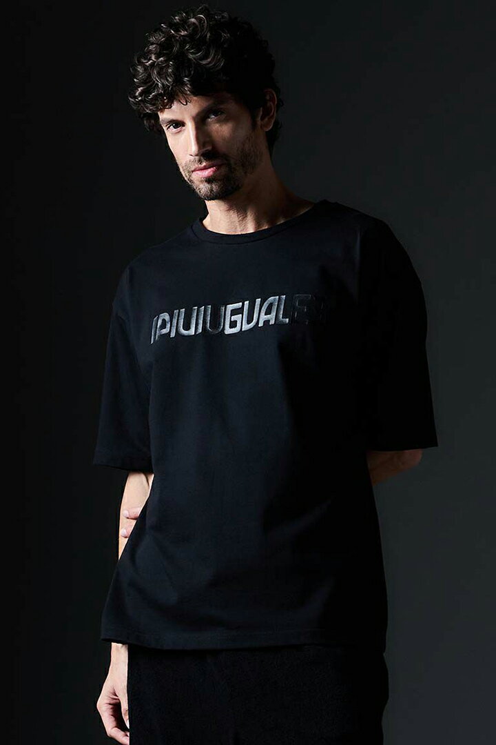Rakuten - 【30%OFFセール】1piu1uguale3 ウノピゥウノウグァーレトレ 113 LOGO BIG TEE{-BES}