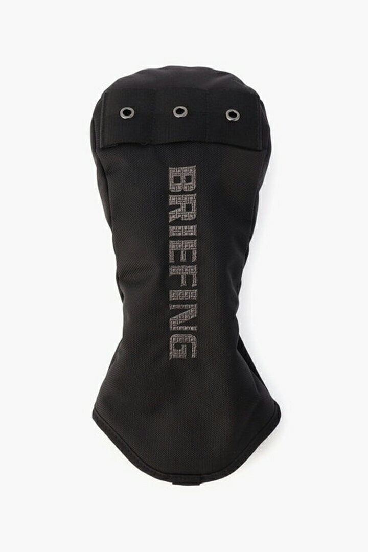 メーカー希望小売価格はメーカー商品タグに基づいて掲載していますブリーフィング ゴルフ BRIEFING DRIVER COVER METALLIC ■ブランド ブリーフィング ゴルフ BRIEFING ■特徴 ブランドを代表するスタンド式キャディバッグ「CR-4」と関連のギアアイテムにメタリックなデザインアクセントを落とし込んだ、シーズン限定コレクション。 メタリックのパーツや刺繍、ファスナー等にメタリックカラーを採用し、細部にまでこだわりの詰まったアイテムに仕上げました。 【おすすめポイント】 -デコラティブなコレクション限定のデザイン- ・CR-4にあわせたメタリックカラーを際立たせるカラーリング。 ・メタリックの刺繍で表現で表現されたBIREIFNGロゴやBマークのアイコン。 ・メタリックシリーズ共通の光沢のあるウェビングテープとハトメのアクセント。 -優れた機能性とデザイン性- ・カバー内部のボアがクッション性を発揮し、外部の傷や衝撃からクラブを保護。 ・着脱がスムーズなかぶせ式の構造。 【METALLIC COLLECTION】 このシリーズのために特注したメッキ加工のパーツを採用。 デコラティブなビジュアルがインパクトを与えるシーズン限定のコレクション。 特別なパーツだけではなく、止水ファスナーや特別仕様の刺繍、テープのデザインなど、キャディバッグから付随するグッズに至るまで随所にスペシャルなデザインを落とし込んだ限定企画。 ■サイズ FREE（幅145mm／高さ385mm／マチ45mm／重量0.13kg） ※上記サイズスペックはメーカー案内値です。 ■カラー 010（BLACK） ■素材 1680デニール×840デニール エアーバリスティックナイロン ■ご注意 掲載画像の他に詳細画像をご希望の際は上記のお問い合わせボタンよりお申し付けくださいませ。色々な角度の画像をご用意させていただきます。 →　商品についてのご注意事項 →　セール商品・クーポンご利用注文 についての規約