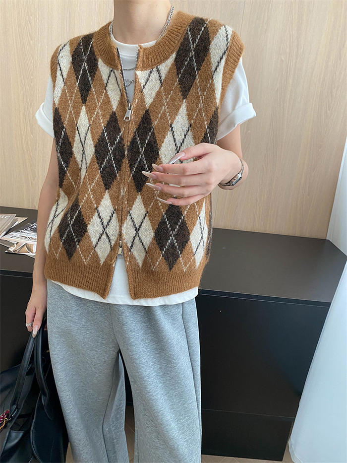楽天市場】ニットベスト アーガイル（カラーブラウン）（レディース