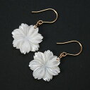 【SALE】フラワー シェル ピアス(ホワイト カービング)14KGF アクセサリー ゴールドフィルド ジュエリー 高品質 マザーオブパール 白蝶貝 ハンドメイド お花彫り セール お買い得