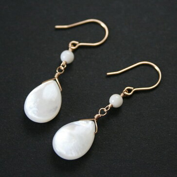 【再入荷】マザーオブパール・ホワイトコーラルのピアス(シェル・白蝶貝)14KGF/天然石アクセサリー・高品質・ゴールドフィルドジュエリー・ハンドメイド