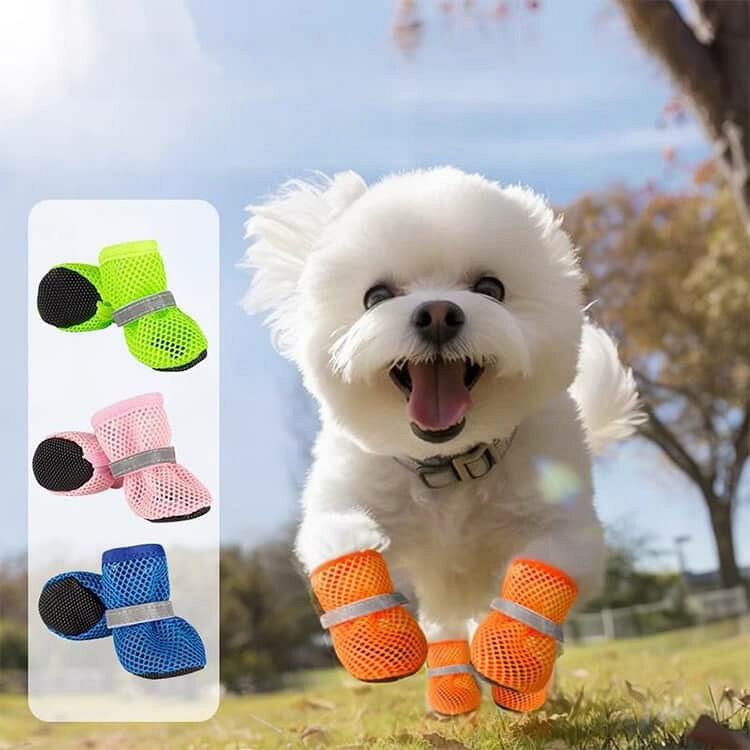 Linkage楽天市場店の犬用靴 小型犬 中型犬 犬の靴 ドッグブーツ 夏用 メッシュ 犬 滑り止め 犬 大型犬 通気性 ドッグシューズ 防水 犬用ブーツ 犬用シューズ 脱げにくい 肉球保護 火傷防止 犬のくつ 汚れ防止 夜間反射テープ付き ドッグくつ｜アングル2