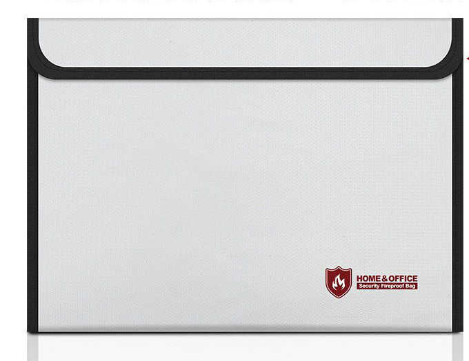 サイズ フリーサイズ サイズについての説明 フリーサイズ：38*28cm 素材 ガラス繊維 色 グレー ブラック 備考 ●サイズ詳細等の測り方はスタッフ間で統一、徹底はしておりますが、実寸は商品によって若干の誤差(1cm～3cm )がある場合がございますので、予めご了承ください。 ●製造ロットにより、細部形状の違いや、同色でも色味に多少の誤差が生じます。 ●パッケージは改良のため予告なく仕様を変更する場合があります。 ▼商品の色は、撮影時の光や、お客様のモニターの色具合などにより、実際の商品と異なる場合がございます。あらかじめ、ご了承ください。 ▼生地の特性上、やや匂いが強く感じられるものもございます。数日のご使用や陰干しなどで気になる匂いはほとんど感じられなくなります。 ▼同じ商品でも生産時期により形やサイズ、カラーに多少の誤差が生じる場合もございます。 ▼他店舗でも在庫を共有して販売をしている為、受注後欠品となる場合もございます。予め、ご了承お願い申し上げます。 ▼出荷前に全て検品を行っておりますが、万が一商品に不具合があった場合は、お問い合わせフォームまたはメールよりご連絡頂けます様お願い申し上げます。速やかに対応致しますのでご安心ください。