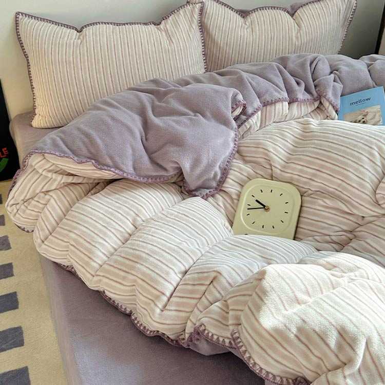 防寒対策 秋冬 掛け布団カバー 4点セット ダブル あったか ストライプ柄 秋冬 静電気防止 フランネル クイーン 布団カバーセット 枕カバー 寝具カバーセット 北欧 ふわふわ 洗える 掛けふとんカバー 敷布団カバー 枕カバー