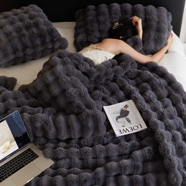 毛布 ふわふわ もこもこ毛布 ふわとろ毛布 ブランケット 冬用 厚手 モコモコ毛布 とろとろ あったか ひざ掛け 秋冬 掛け布団 おしゃれ 暖かい 静電気防止 洗える 軽量 秋冬 冬 冷房対策 ギフト 160×200cm 180×200cm 送料無料 [3]