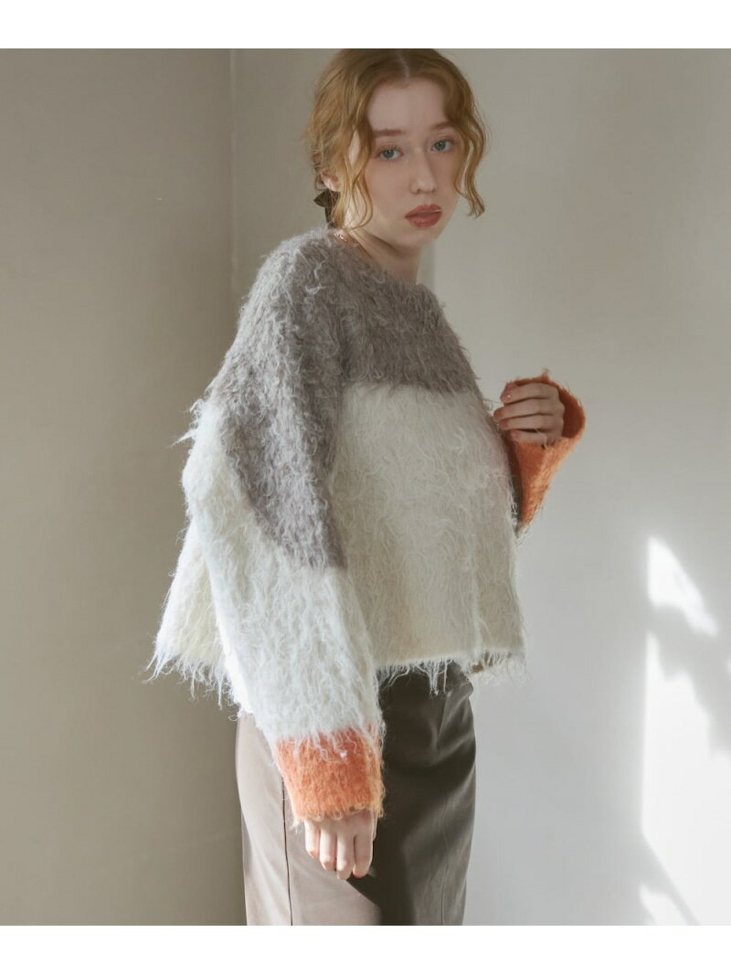 ウェーブ配色ショートニットトップス Bab バブ / ブージュルード トップス ニット ブラック ホワイト【先行予約】*【送料無料】[Rakuten Fashion]